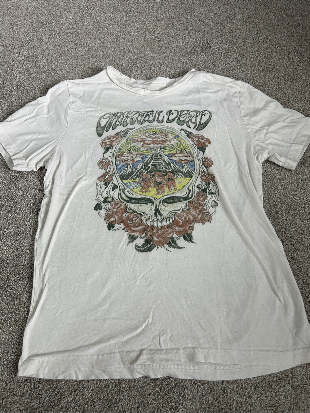 Old Navy White Short-Sleeve Graphic Tee with Multicolor Skull & Rose Design